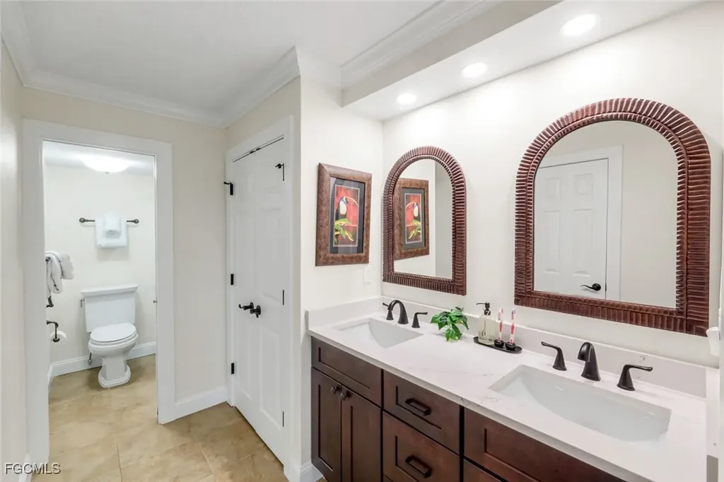 2445 W Gulf Drive Sanibel FL 33957