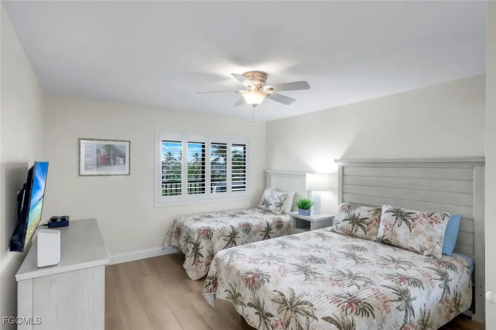 2445 W Gulf Drive Sanibel FL 33957