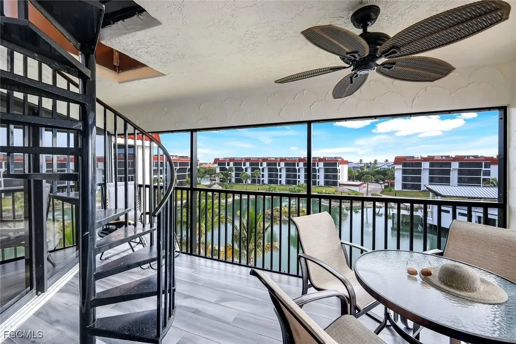 2445 W Gulf Drive Sanibel FL 33957