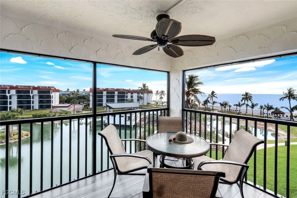 2445 W Gulf Drive Sanibel FL 33957