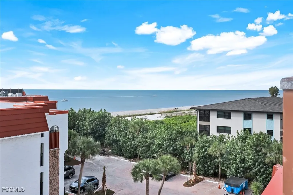 2445 W Gulf Drive Sanibel FL 33957