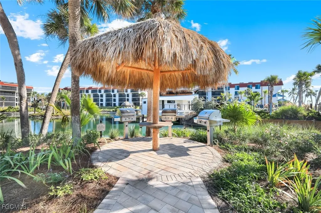 2445 W Gulf Drive Sanibel FL 33957