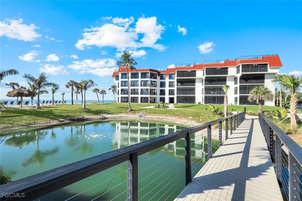 2445 W Gulf Drive Sanibel FL 33957
