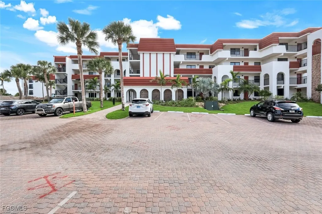 2445 W Gulf Drive Sanibel FL 33957