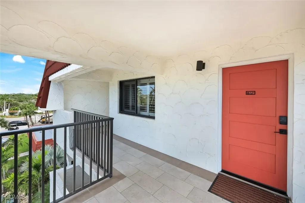 2445 W Gulf Drive Sanibel FL 33957
