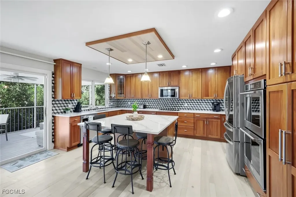 1111 Schooner Place Sanibel FL 33957