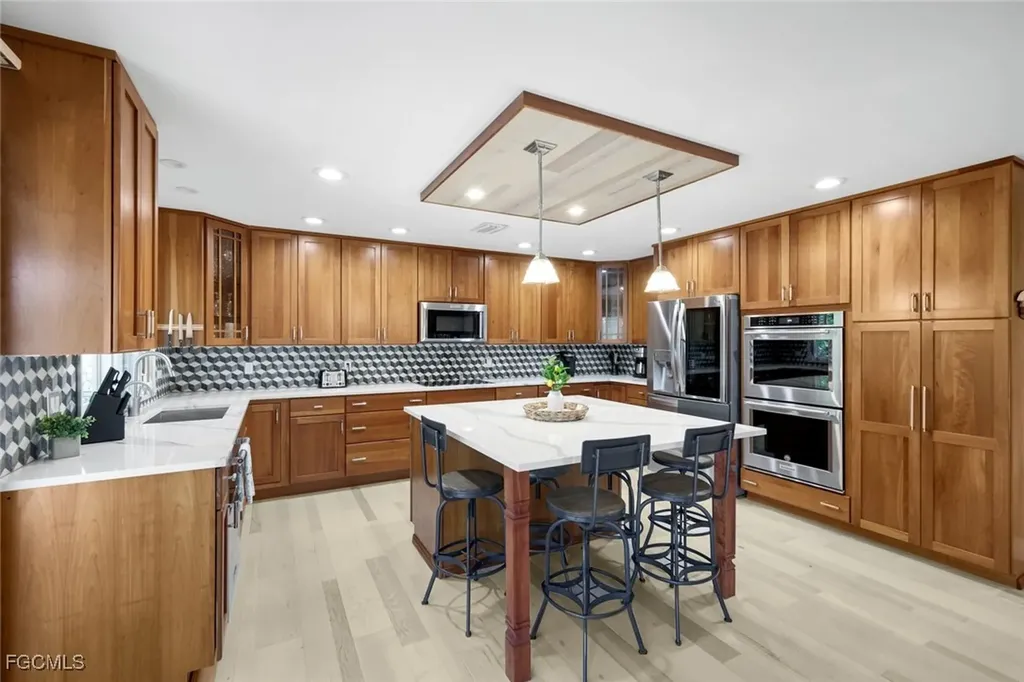 1111 Schooner Place Sanibel FL 33957