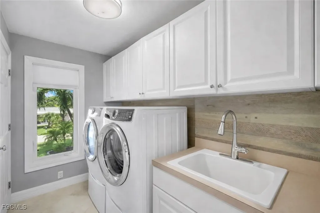 1111 Schooner Place Sanibel FL 33957