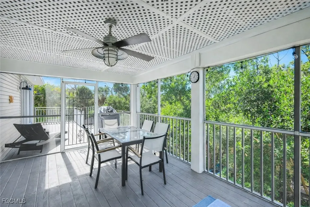 1111 Schooner Place Sanibel FL 33957