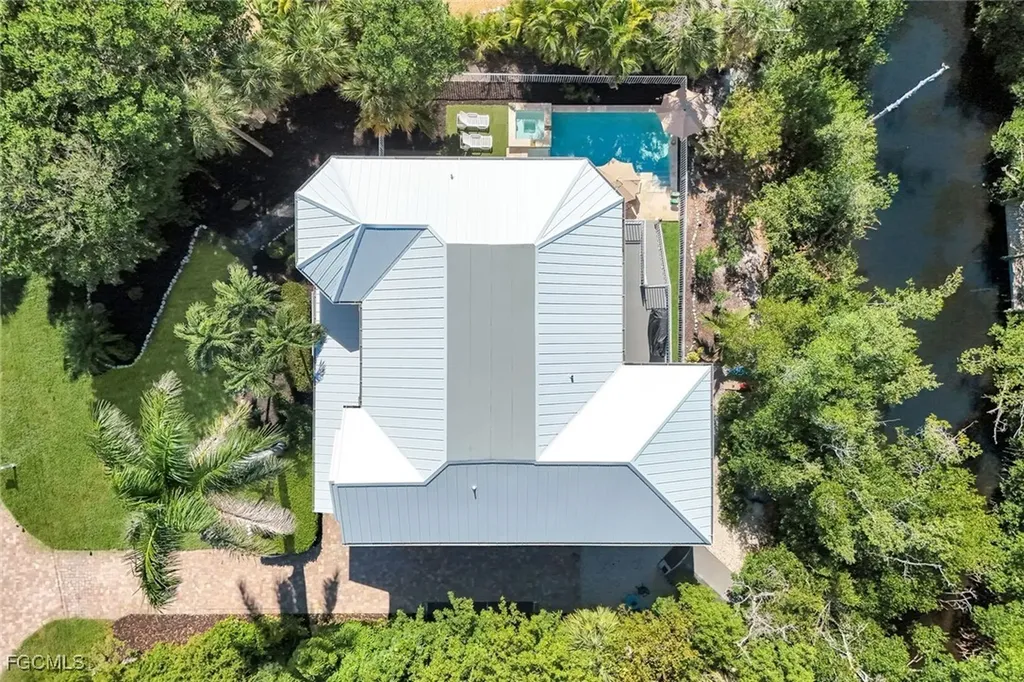 1111 Schooner Place Sanibel FL 33957