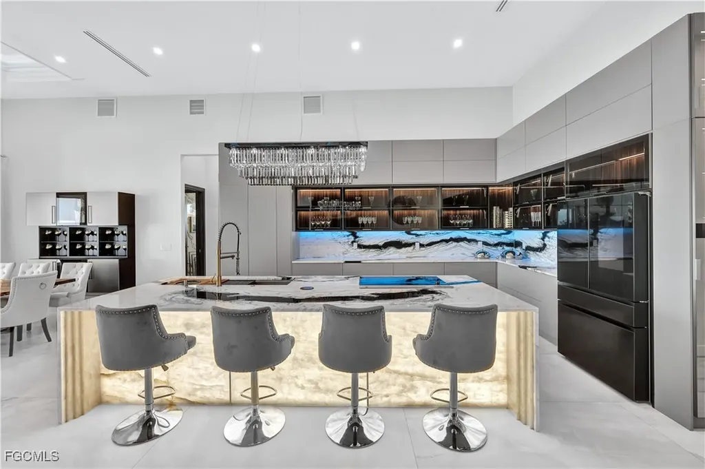 3715 SE 21st Place Cape Coral FL 33904