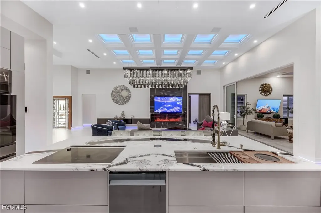 3715 SE 21st Place Cape Coral FL 33904