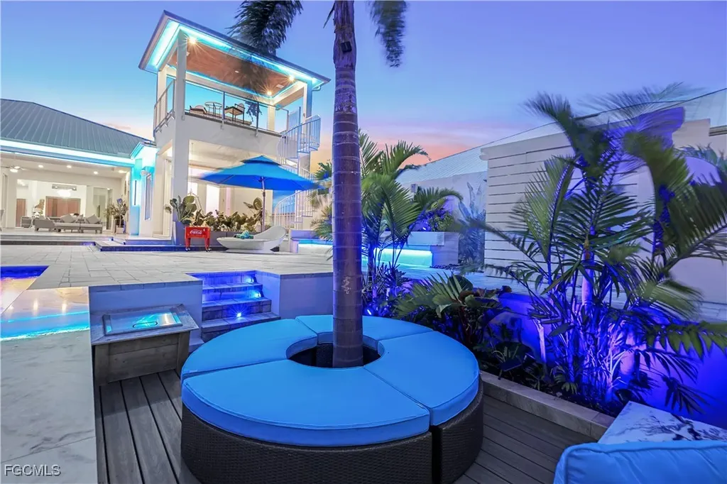 3715 SE 21st Place Cape Coral FL 33904