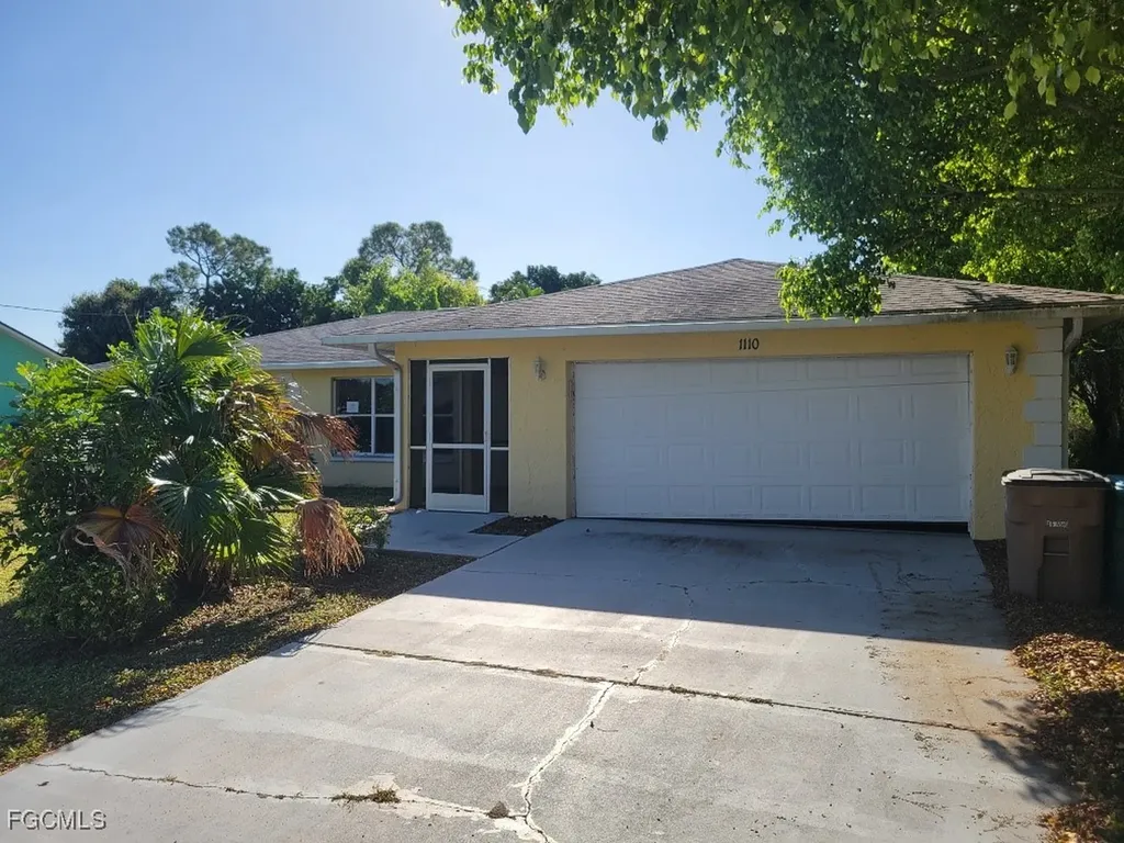 1110 SE 15th Street Cape Coral FL 33990