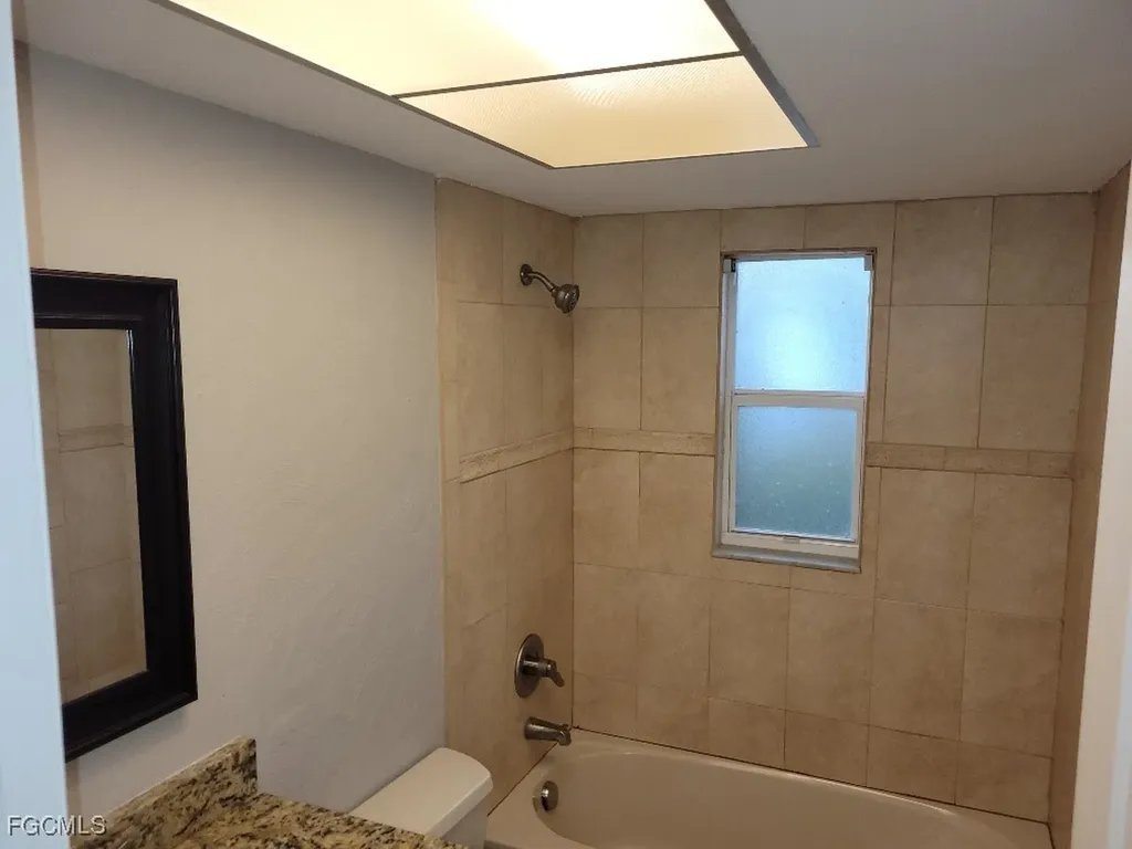 1110 SE 15th Street Cape Coral FL 33990