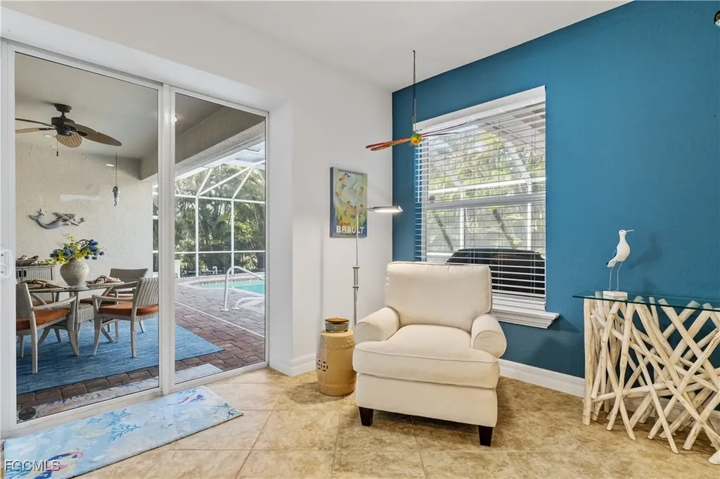 909 SW 22nd Terrace Cape Coral FL 33991