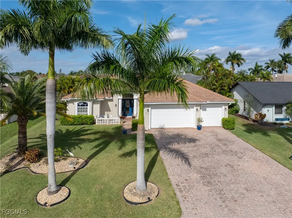 909 SW 22nd Terrace Cape Coral FL 33991