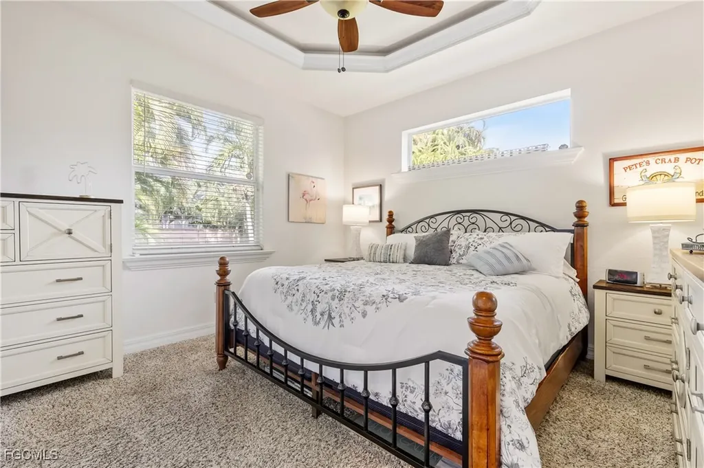 909 SW 22nd Terrace Cape Coral FL 33991