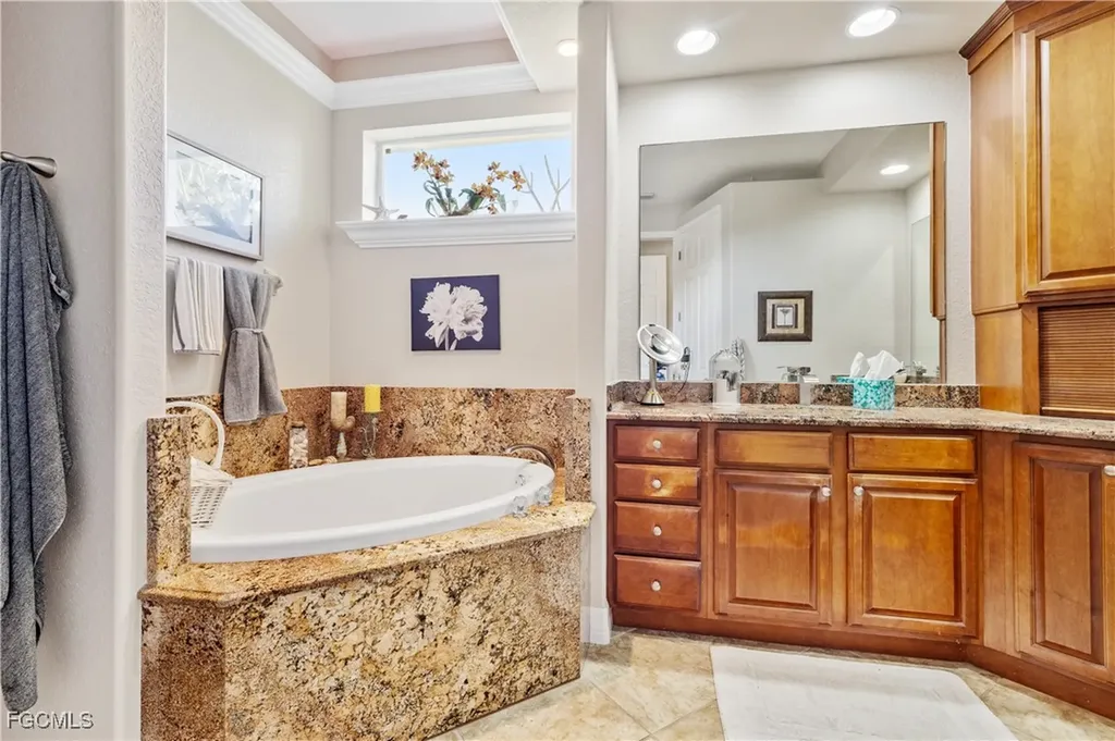 909 SW 22nd Terrace Cape Coral FL 33991