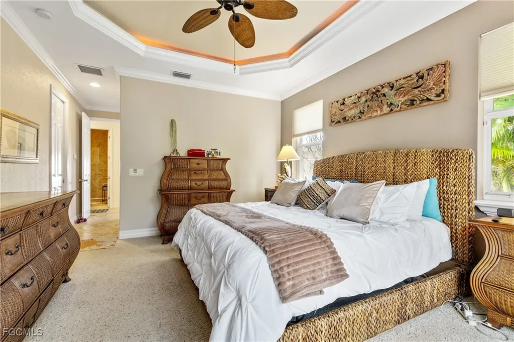 909 SW 22nd Terrace Cape Coral FL 33991