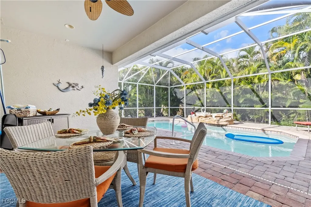 909 SW 22nd Terrace Cape Coral FL 33991