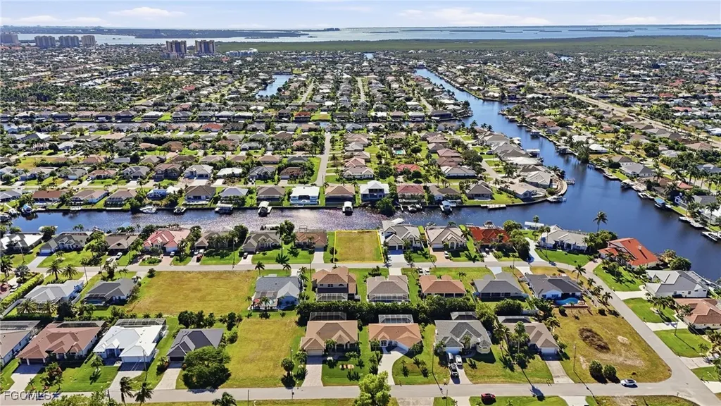 1912 SW 48th Lane Cape Coral FL 33914