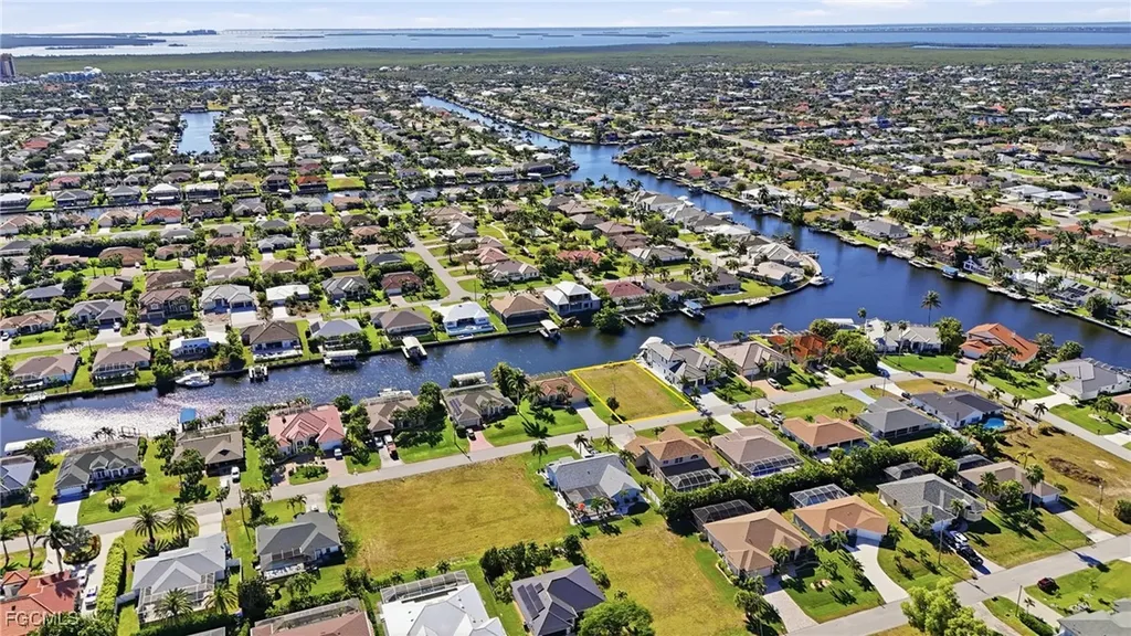 1912 SW 48th Lane Cape Coral FL 33914