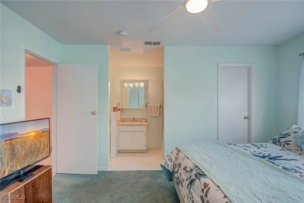 1005 SW 48th Terrace Cape Coral FL 33914