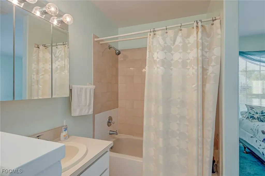 1005 SW 48th Terrace Cape Coral FL 33914