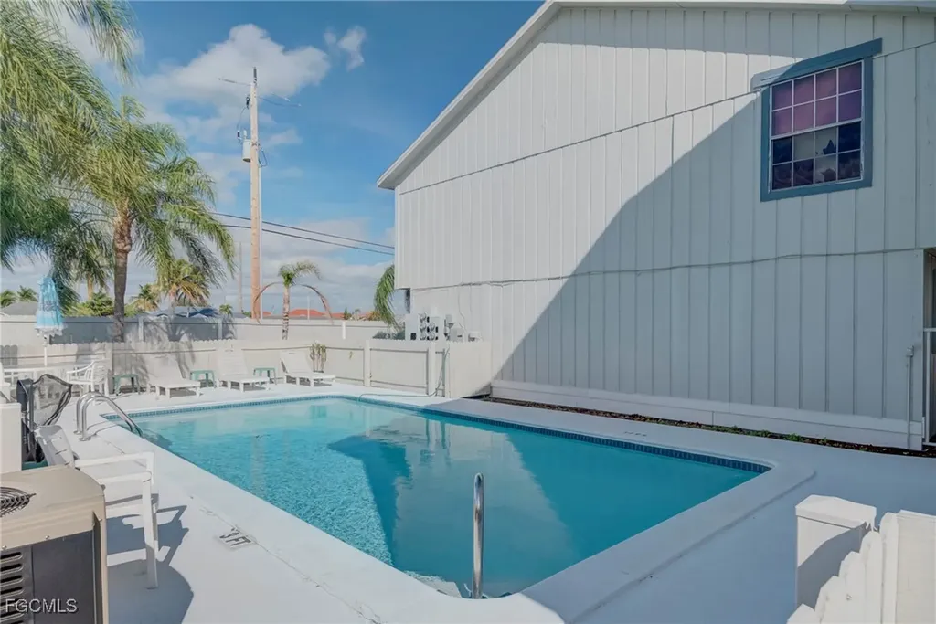1005 SW 48th Terrace Cape Coral FL 33914