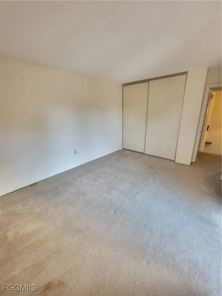 5243 Cedarbend Drive Fort Myers FL 33919