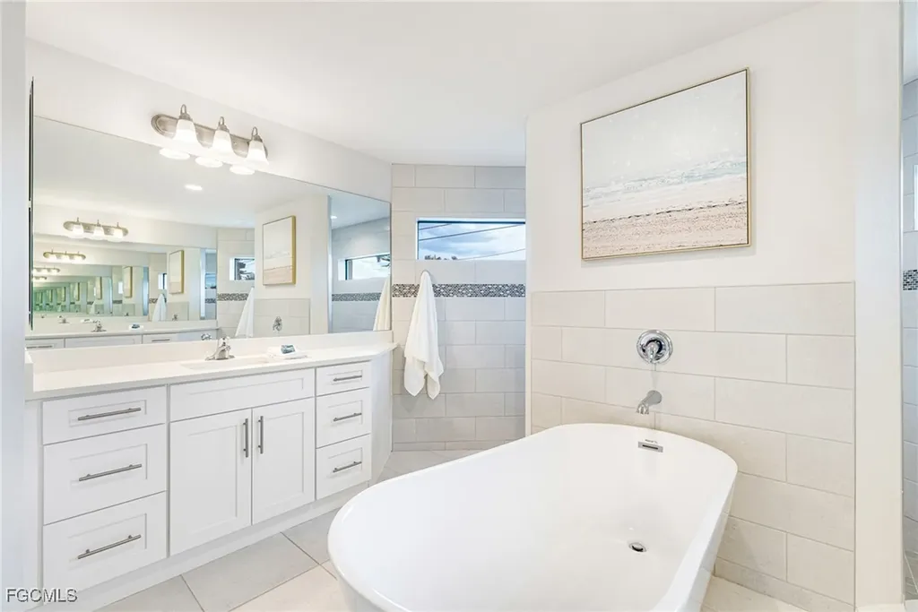 1301 SE 23rd Terrace Cape Coral FL 33990
