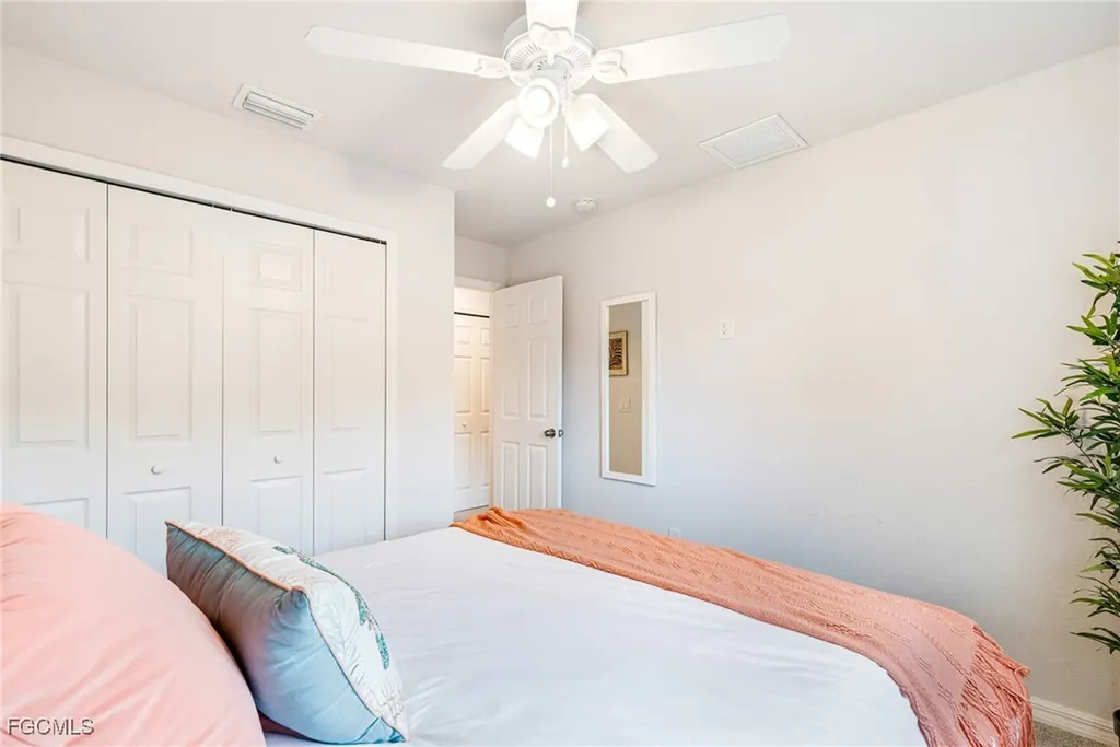 1301 SE 23rd Terrace Cape Coral FL 33990