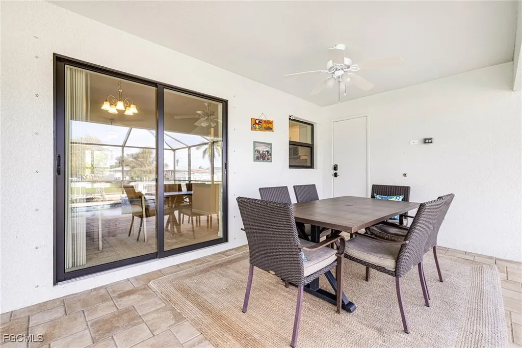 1301 SE 23rd Terrace Cape Coral FL 33990