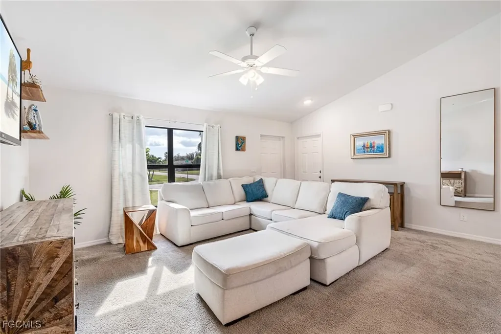 1301 SE 23rd Terrace Cape Coral FL 33990