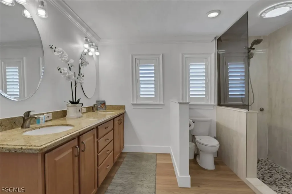 5241 SW 2nd Place Cape Coral FL 33914