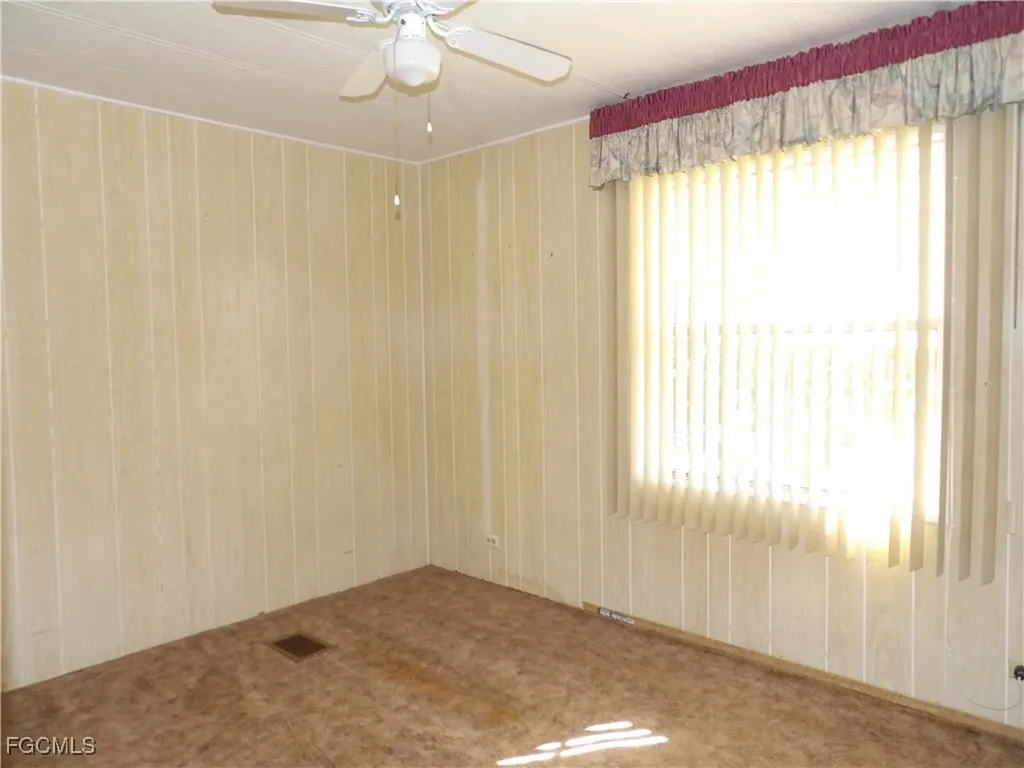 250 Shrub Lane N North Fort Myers FL 33917