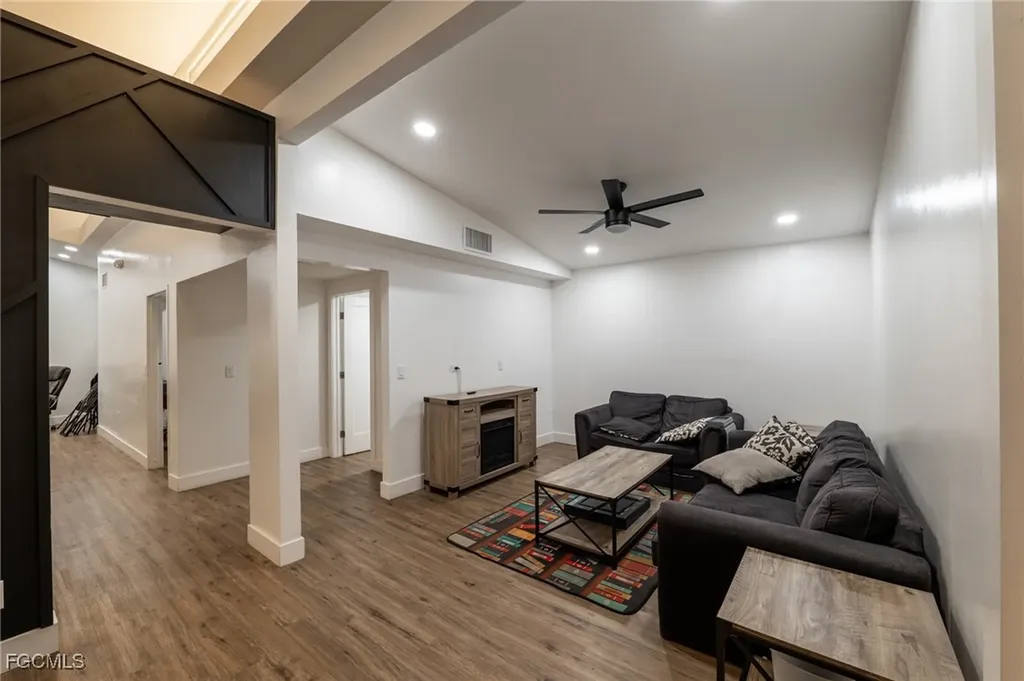 3616 Broadway Pass Fort Myers FL 33901