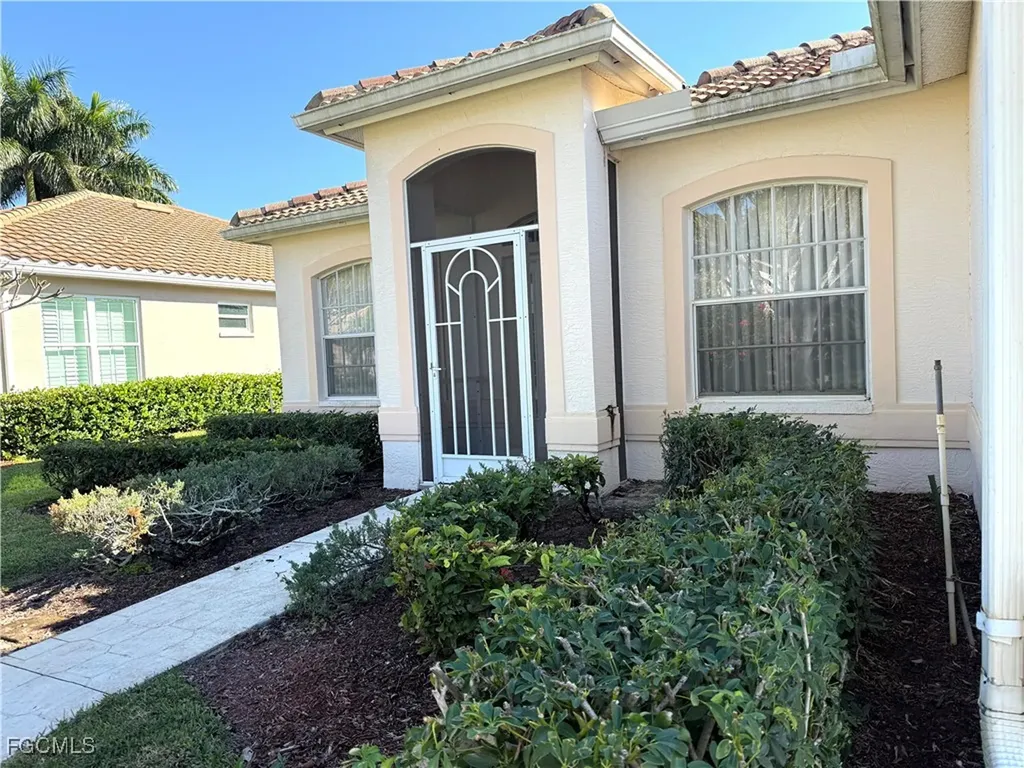 11081 Lakeland Circle Fort Myers FL 33913