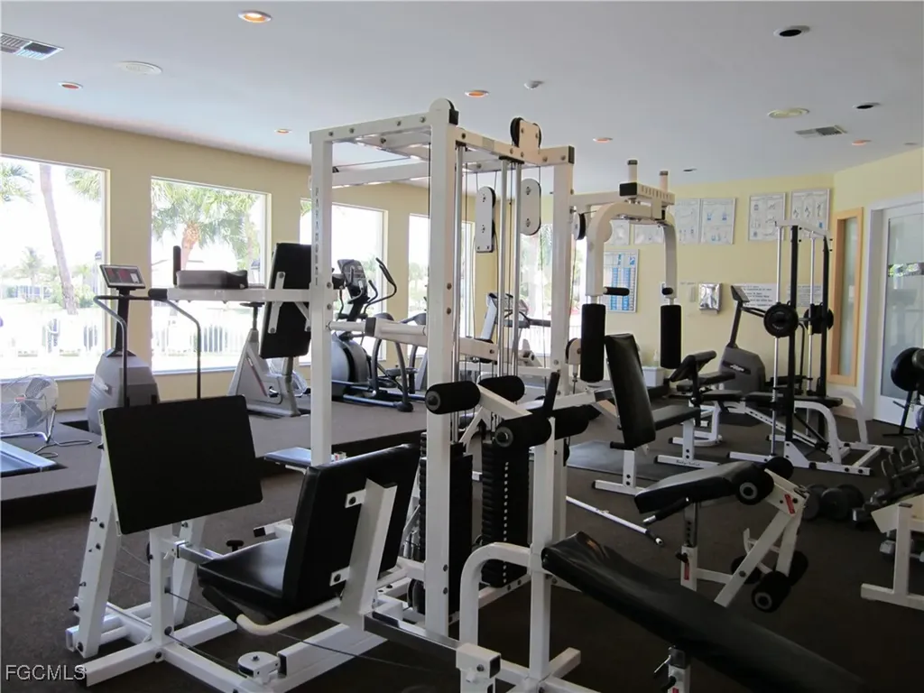 11081 Lakeland Circle Fort Myers FL 33913