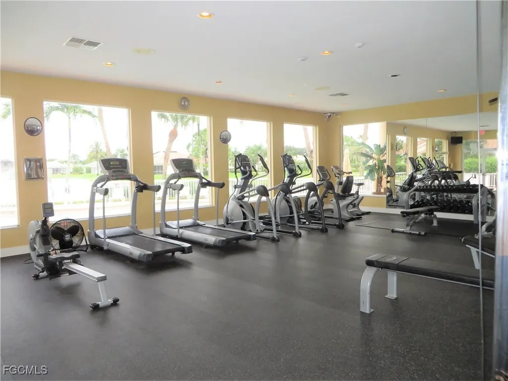 11081 Lakeland Circle Fort Myers FL 33913