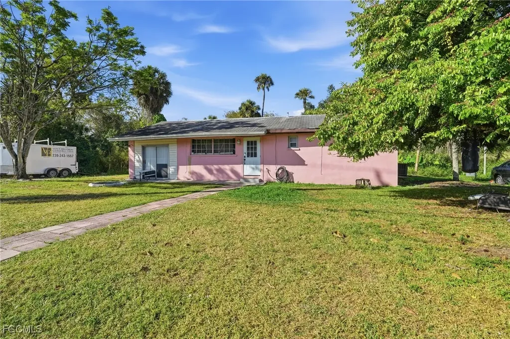 829 N Bridge Street Labelle FL 33935