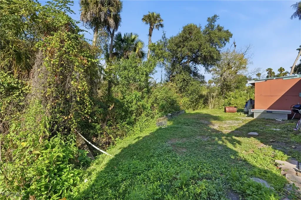 829 N Bridge Street Labelle FL 33935