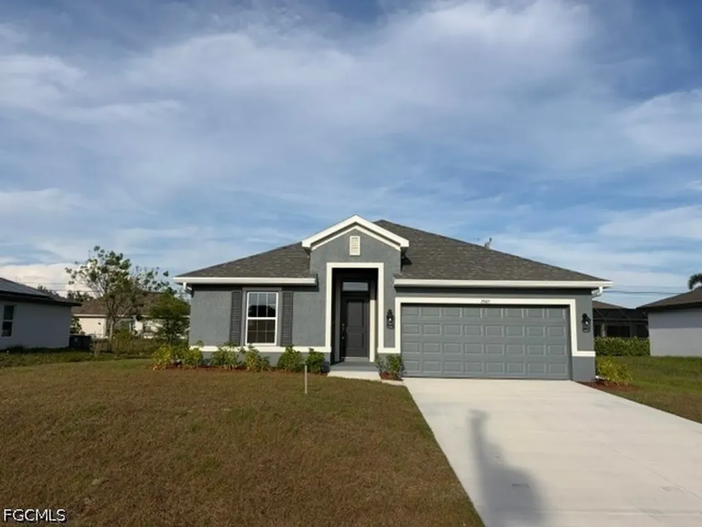 2605 NE 1st Place Cape Coral FL 33909