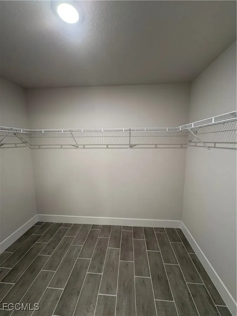 2605 NE 1st Place Cape Coral FL 33909