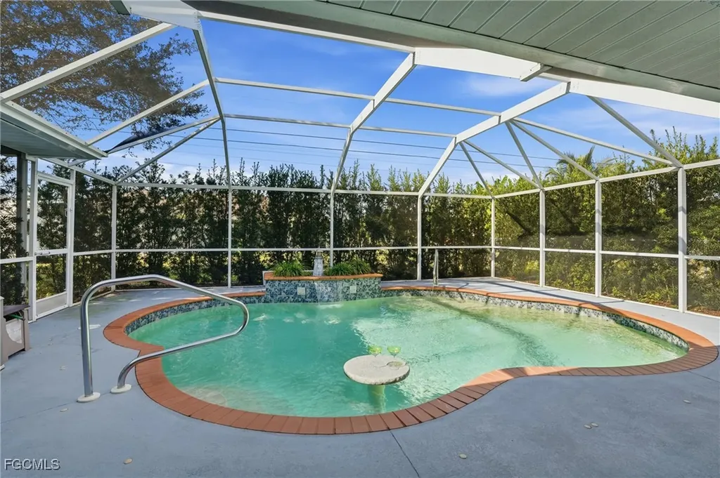 3412 SW 1st Avenue Cape Coral FL 33914