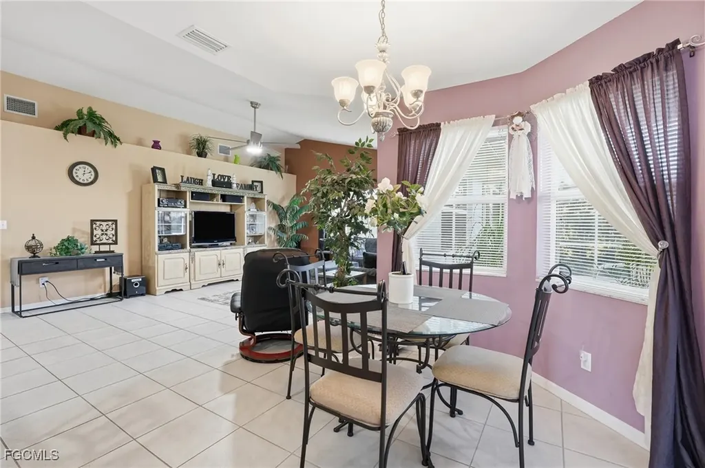 3412 SW 1st Avenue Cape Coral FL 33914