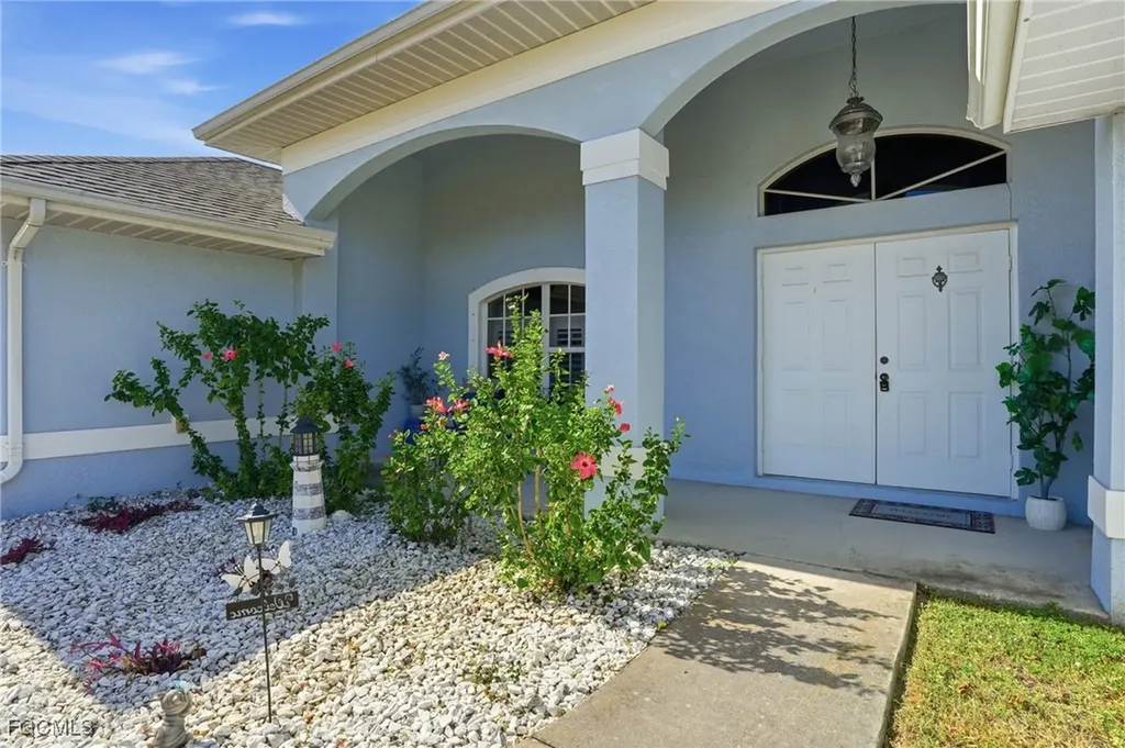 3412 SW 1st Avenue Cape Coral FL 33914