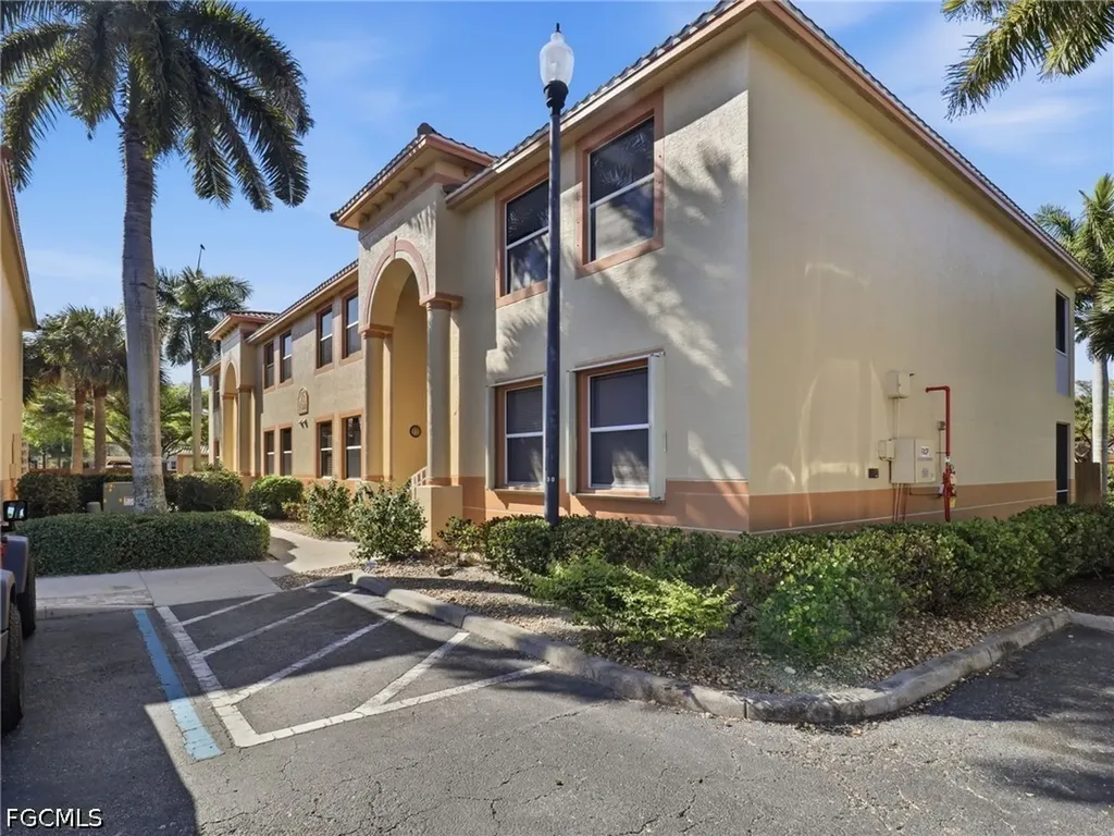 15360 Bellamar Circle Fort Myers FL 33908