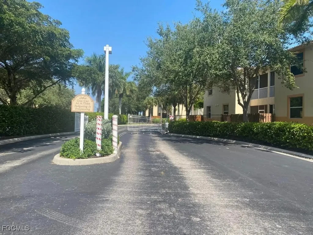15360 Bellamar Circle Fort Myers FL 33908